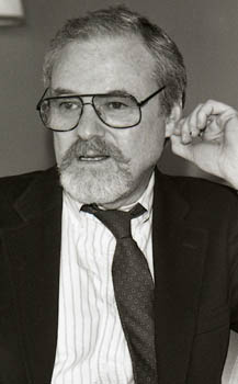 Alan J. Pakula